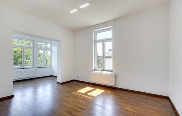 Um Ihnen ein konkretes Angebot erstellen zu können benötigen wir von Ihnen auch die Originalbilder im "Ist-Zustand", die wir "homestagen" sollen